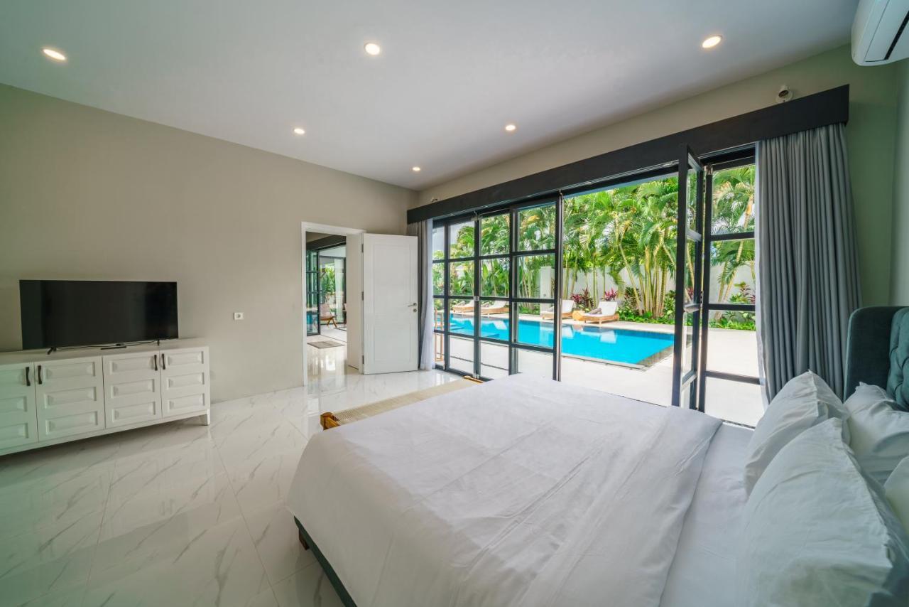 Villa Okenada - Modern 5-Bedroom Pool Villa In Berawa! Canggu Exterior foto